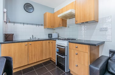 Diana Street, Plasnewydd, Cardiff - Image 3